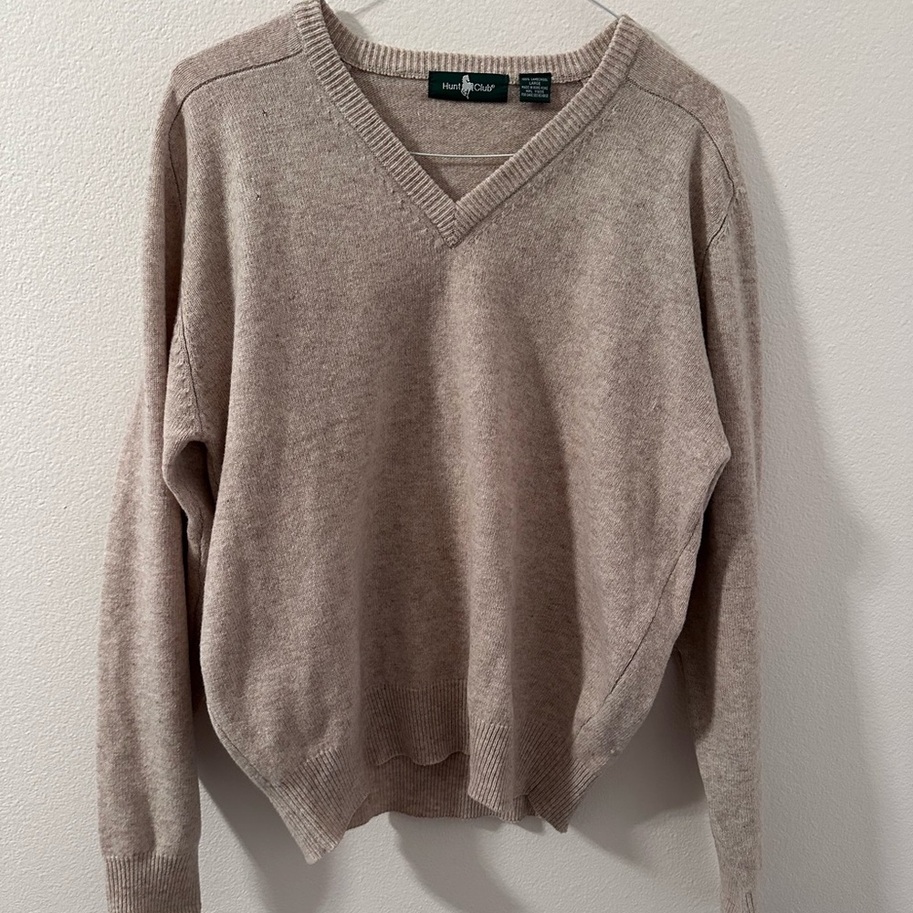 100% lambswool Hunt Club sweater